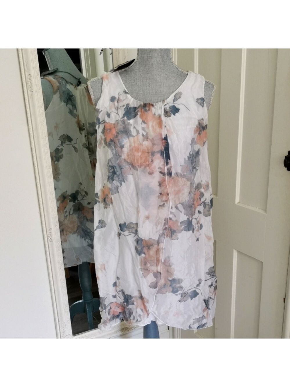 NWT M Made in Italy feminine, floral silk blend layered lagenlook dress. Size M